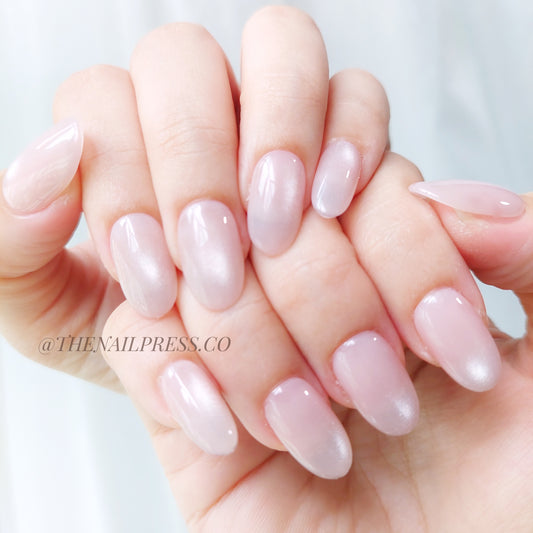 Blush Veil Cat-Eye – Medium Oval Rounded 19mm