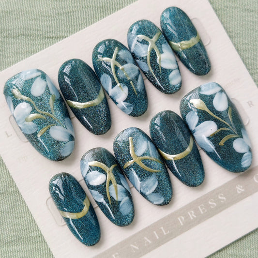 Verdant Petals – Medium Oval 24mm