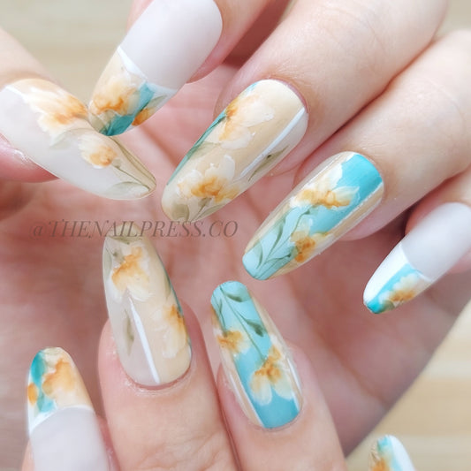 Sunlit Petals – Medium Oval 24mm