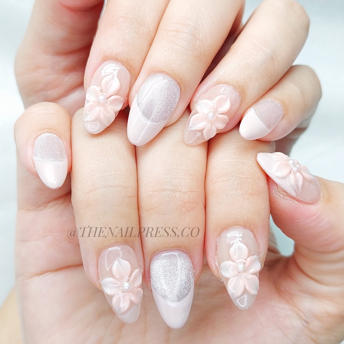 Pink Petal Dreams – Short Almond 20mm