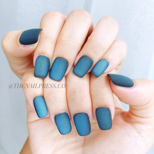 Midnight Blue Matte Cat-Eye – Short Square 17mm