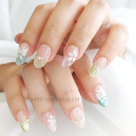 Dreamy Spectrum – Medium Oval Rounded 19mm