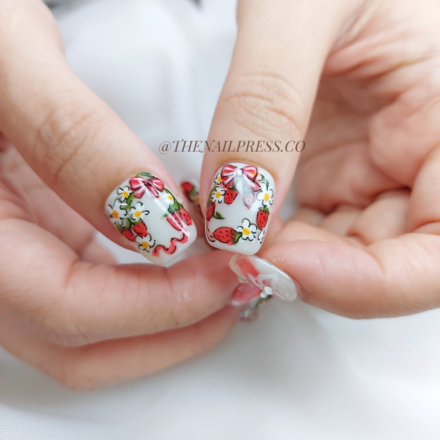 Berry Bow – Short Ballerina 16.5mm