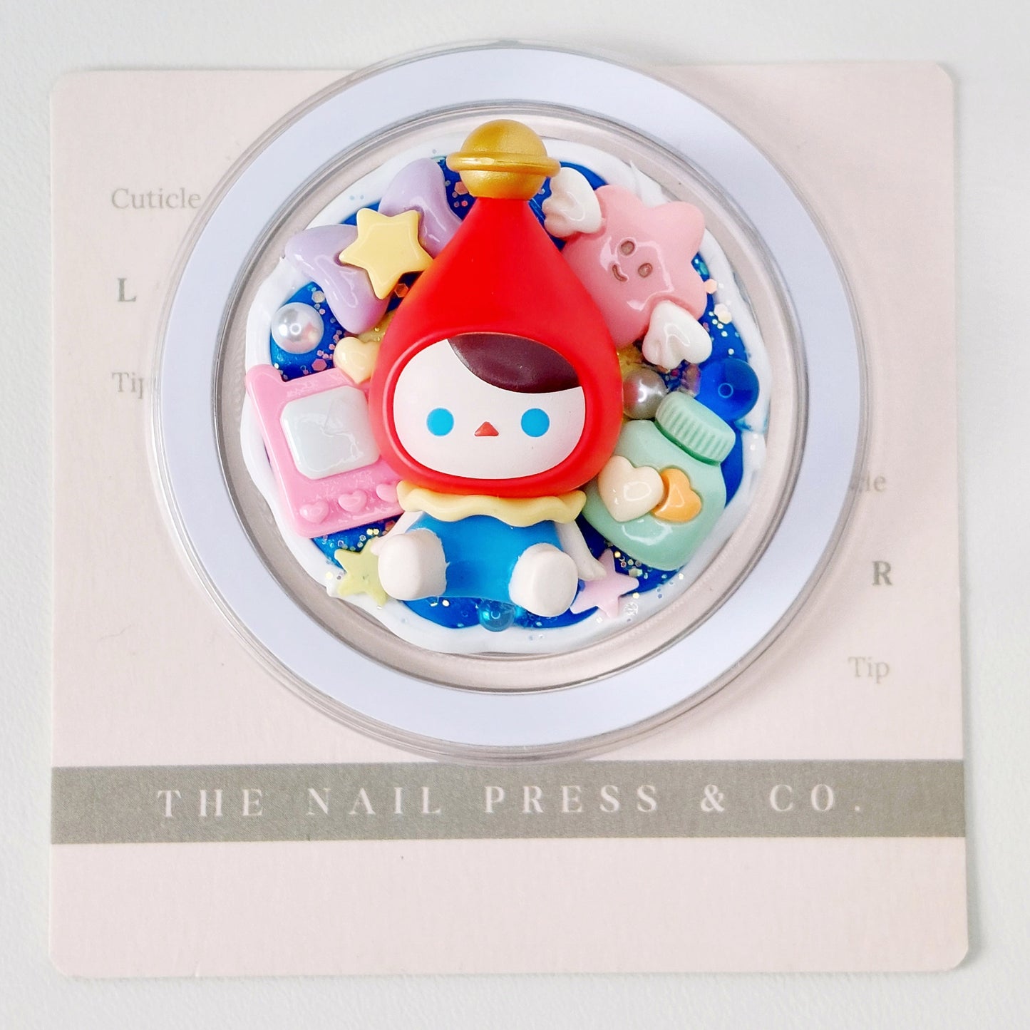 Pop Socket | Pucky – Classic Sitting Series