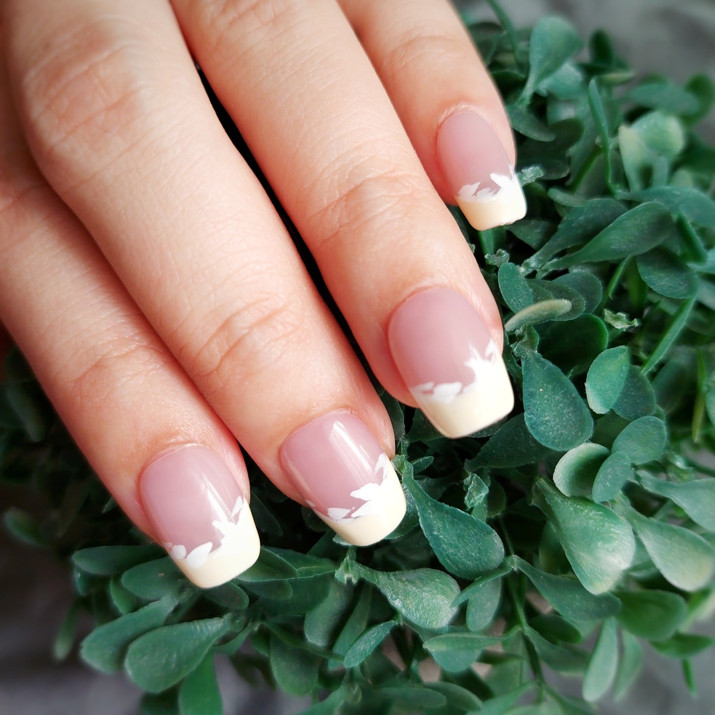 Scattered Petals – Short Ballerina 16.5mm