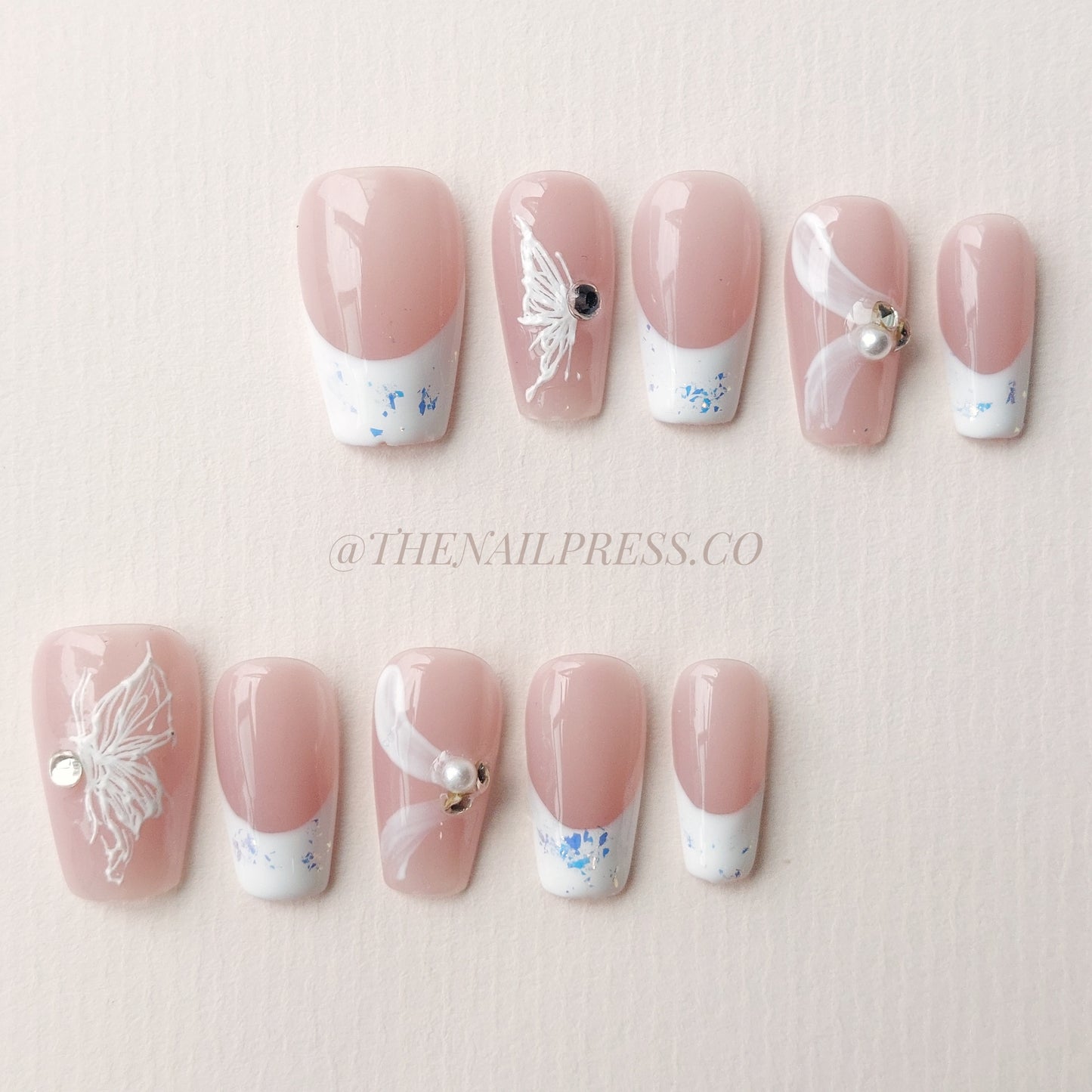 Flutter Elegance – Short Coffin 20mm