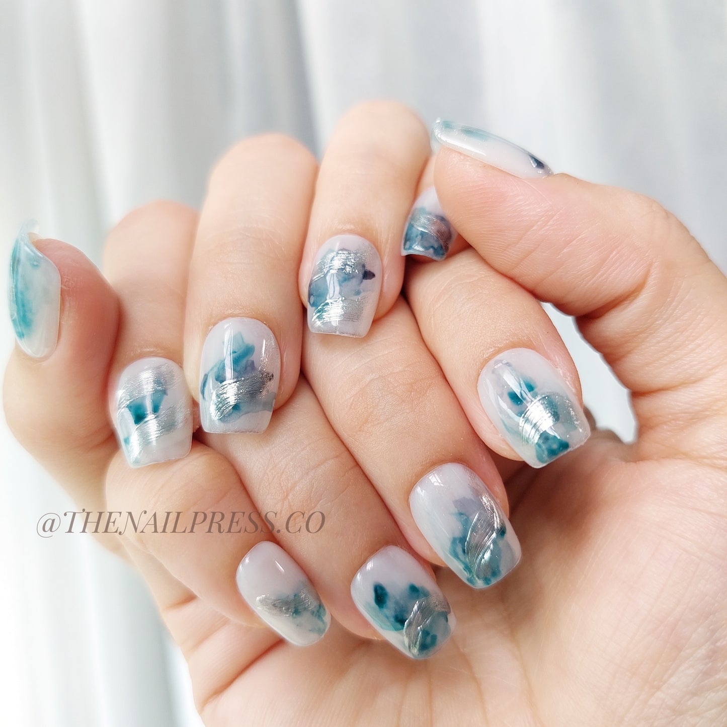 Artful Cloudburst – Short Ballerina 16.5mm