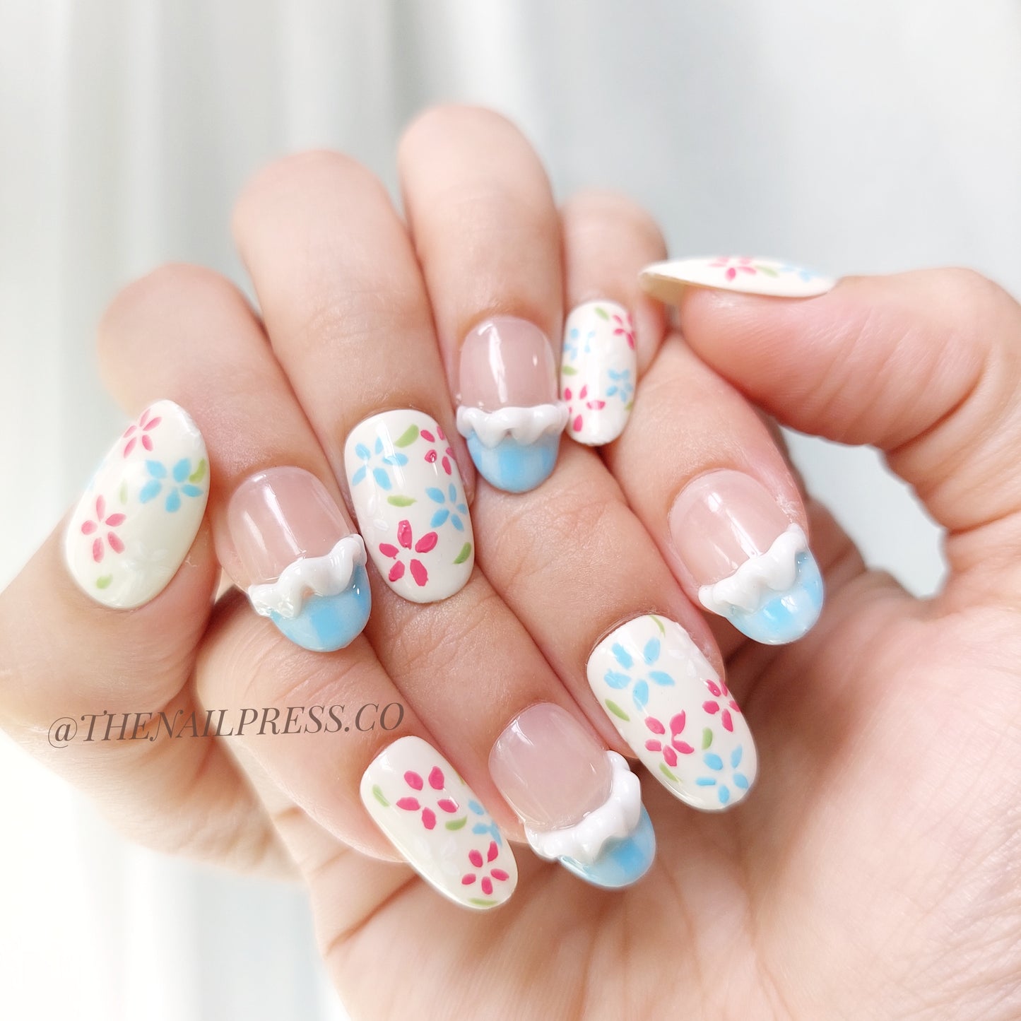 Frills & Flowers – Kids Nails | Medium Rounded 19mm