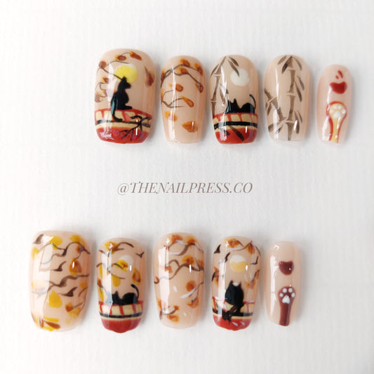 Whiskered Garden Escape – Medium Square 19mm