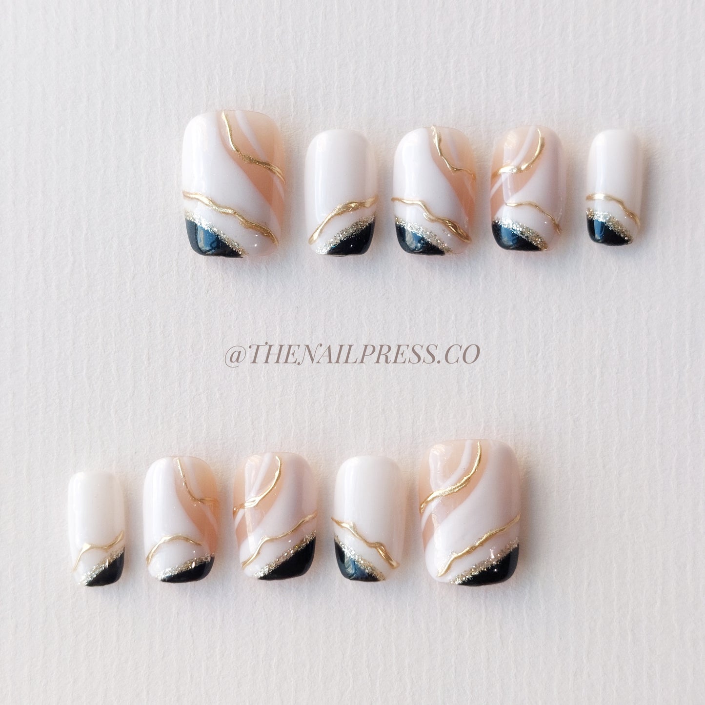 Noir Sophistication – Short Square 17mm