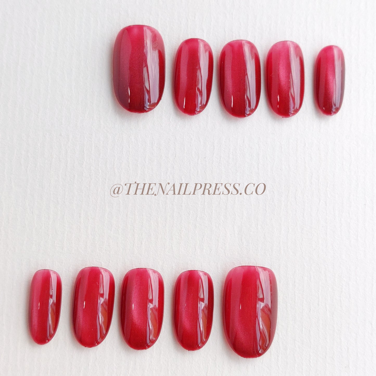 Ruby Blaze Cat-Eye – Medium Oval Rounded 19mm