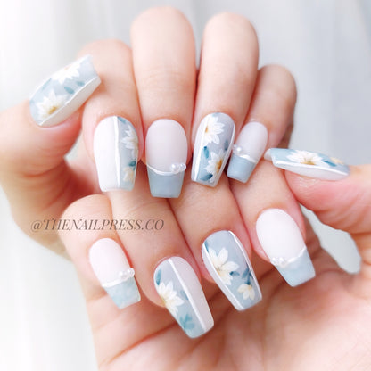 Daisy Sky Dreams – Short Coffin 20mm