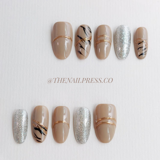 Striped Luxe Beauty – Short Oval 21mm