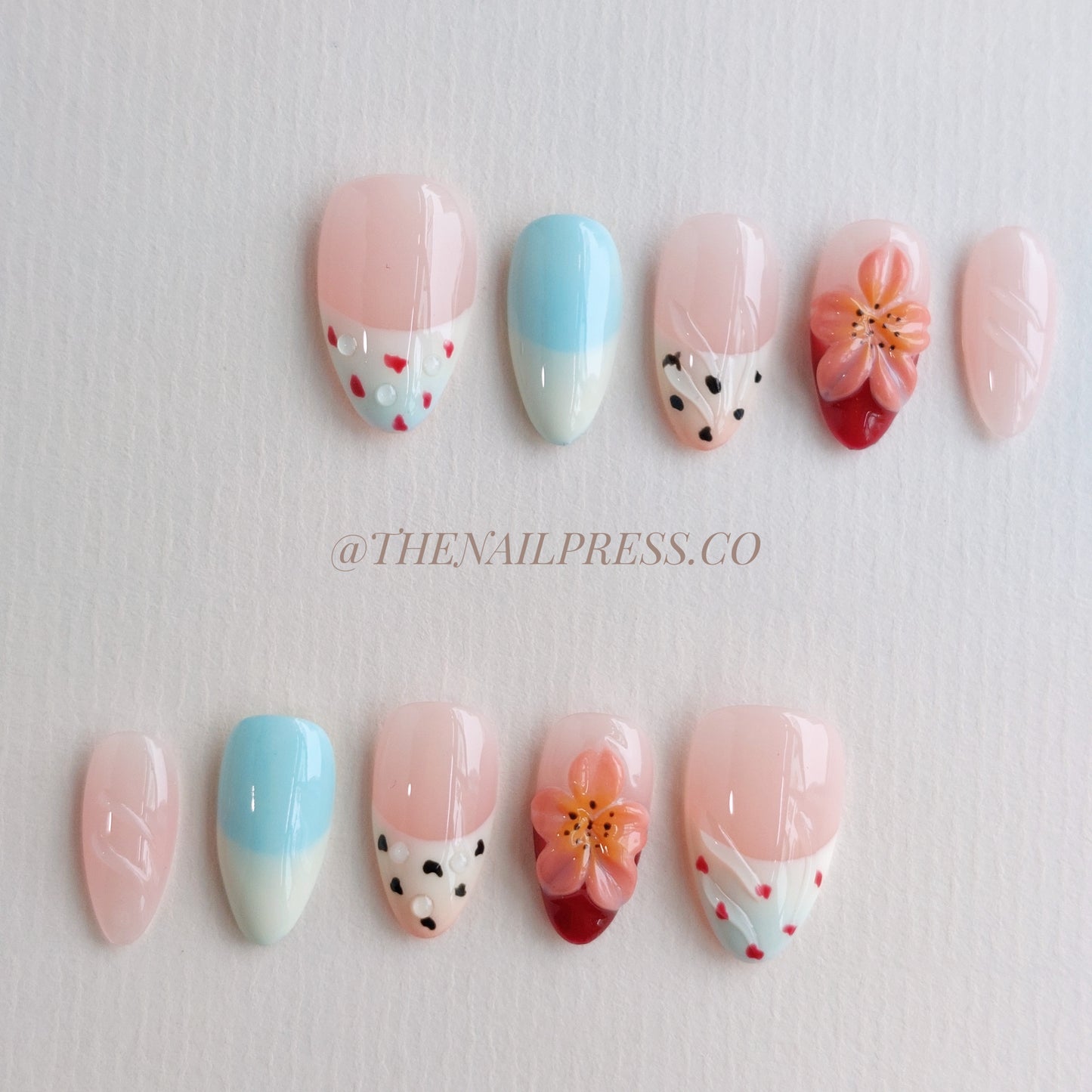 Dewy Tropical Blooms – Short Almond 20mm