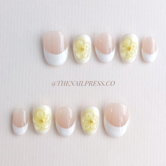 Lemonade Sunshine Blossoms – Short Rounded 17mm