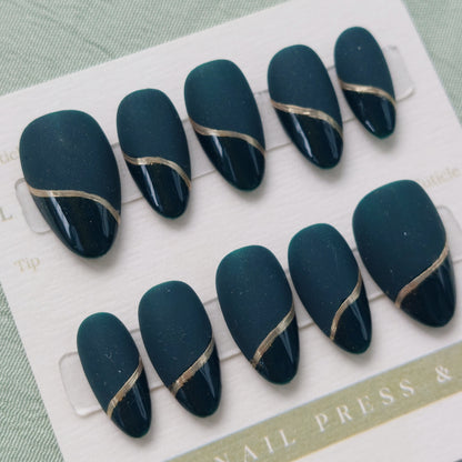 Holly Green Luxe – Short Almond 20mm