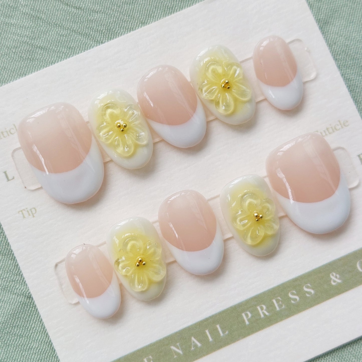 Lemonade Sunshine Blossoms – Short Rounded 17mm