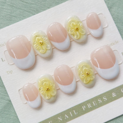 Lemonade Sunshine Blossoms – Short Rounded 17mm