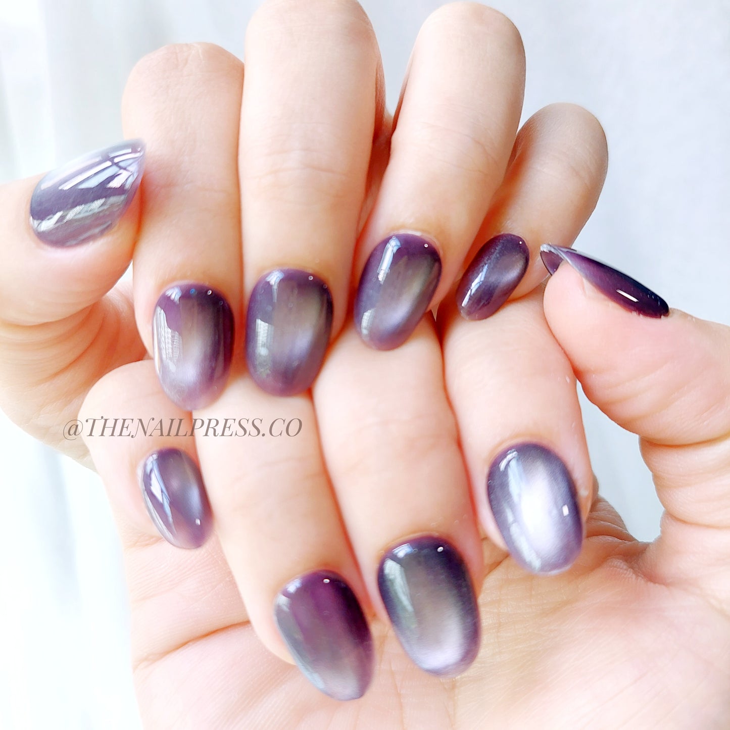 Dark Purple Cat-Eye – Short Rounded 17mm