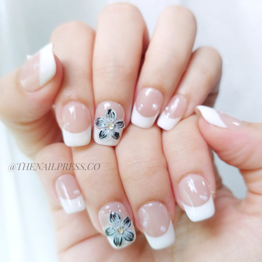 Blue Moon Blossom – Short Square 17mm