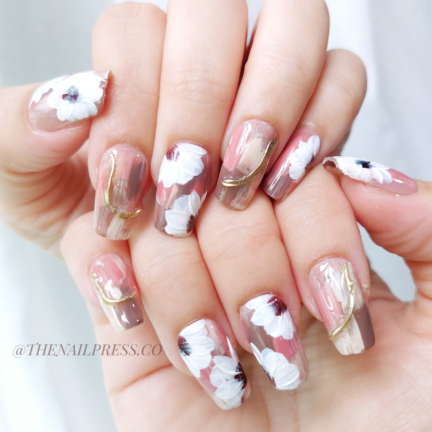 Autumnal Blossom Masterpiece – Medium Square 19mm