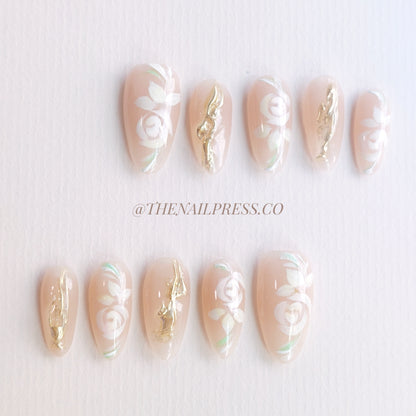 Ivory Rose Luxe – Medium Almond 26mm