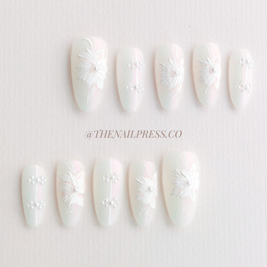 Oriental Silk Threaded Blooms – Medium Oval 24mm