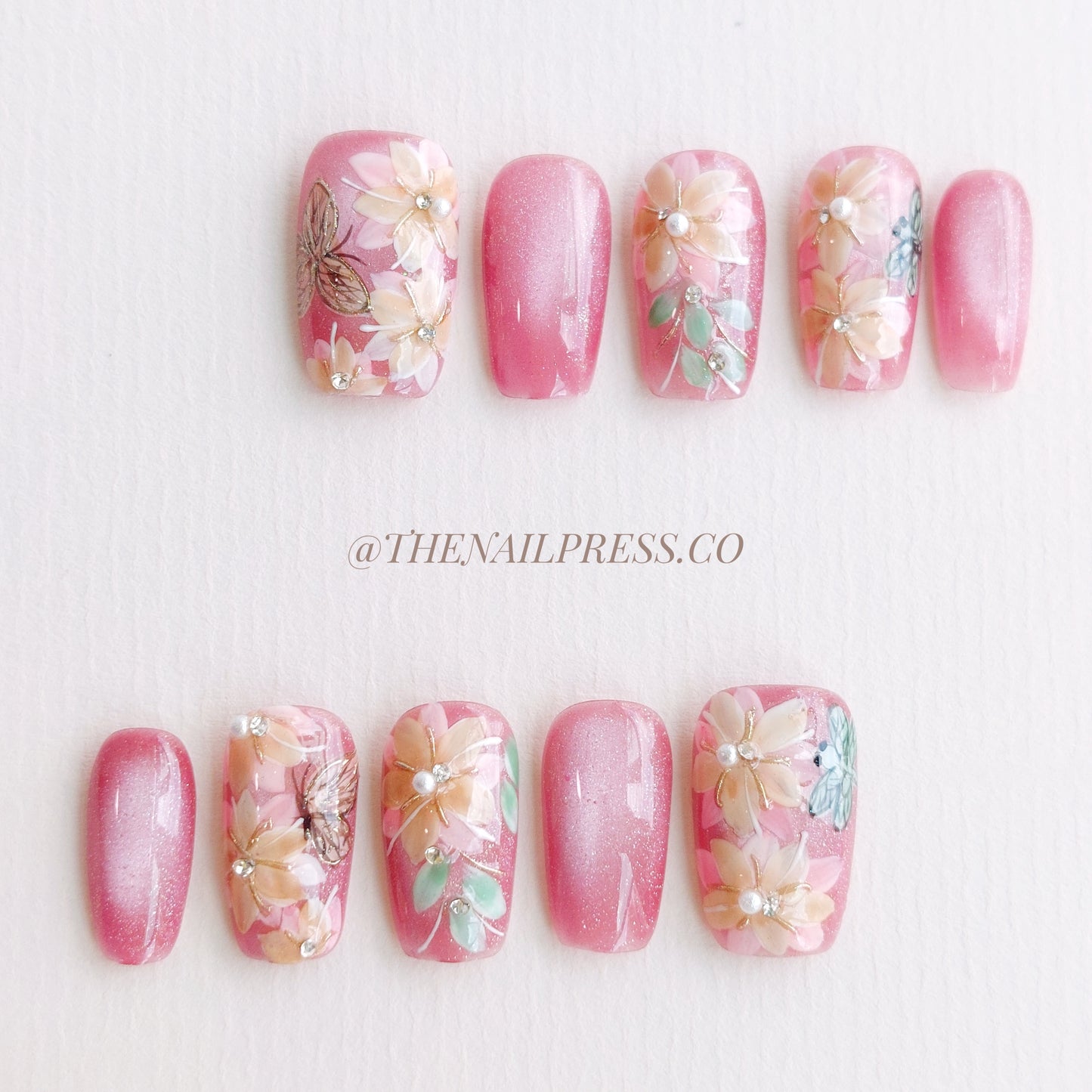 Charmed Petal Dance – Medium Square 19mm