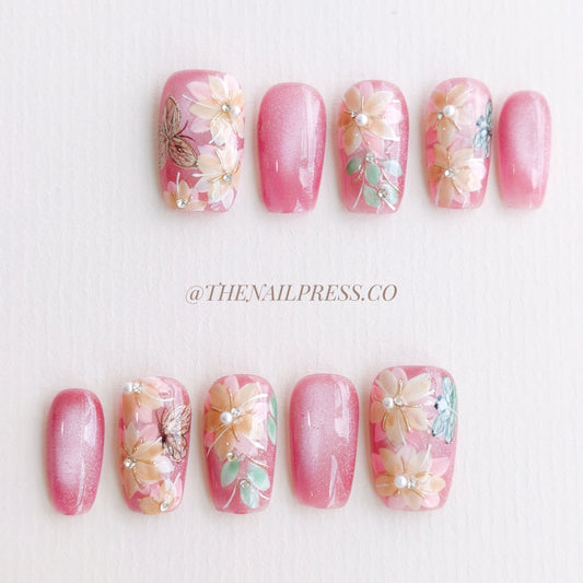 Charmed Petal Dance – Medium Square 19mm