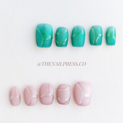 Wickedly Chic – Short Square 17mm