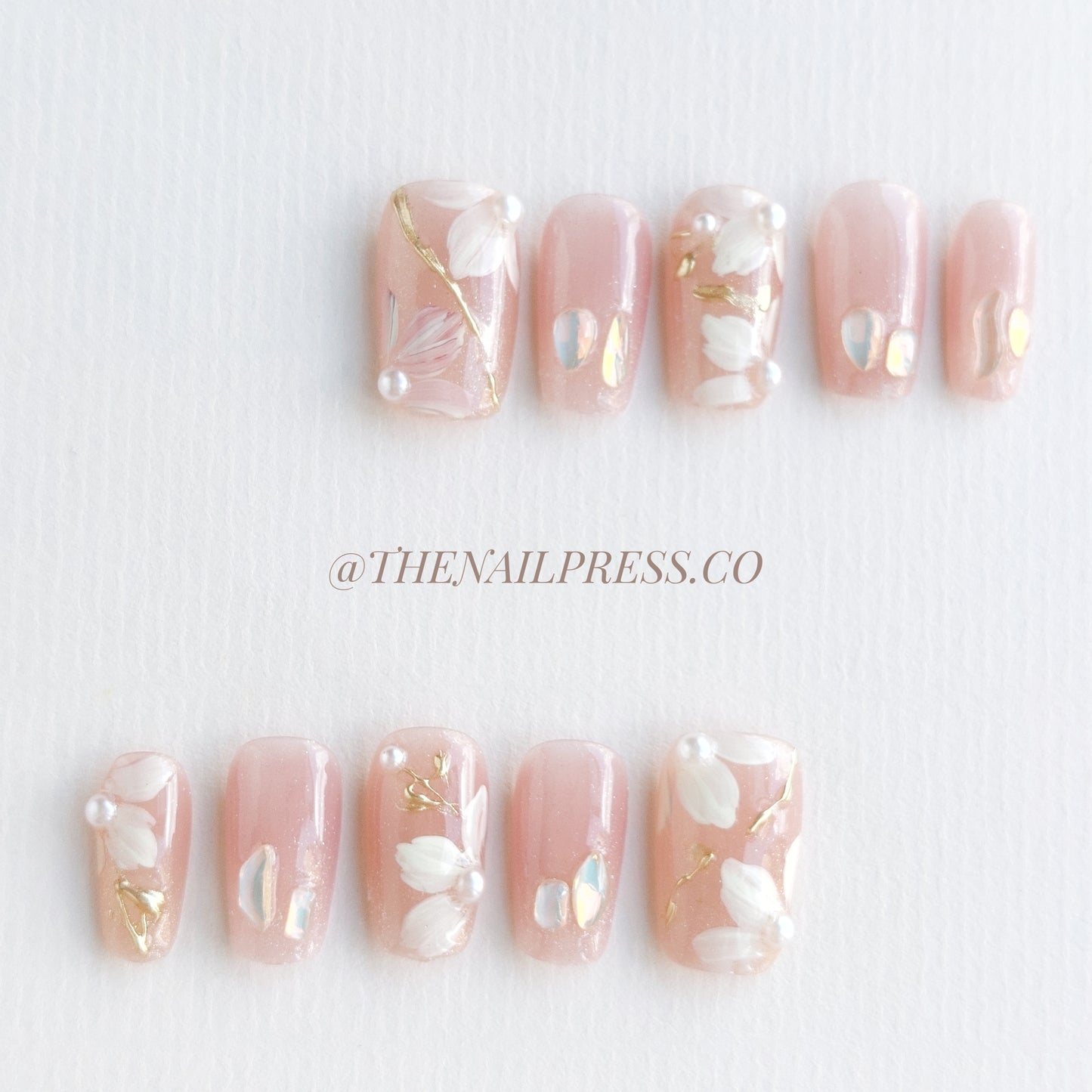 Opalescent Florals – Medium Square 19mm