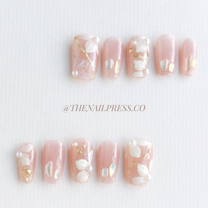 Opalescent Florals – Medium Square 19mm