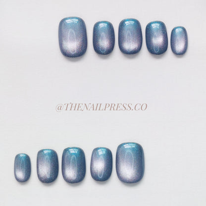 Dusky Galaxy Cat-Eye – Short Squoval 16mm