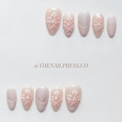 Pink Petal Dreams – Short Almond 20mm