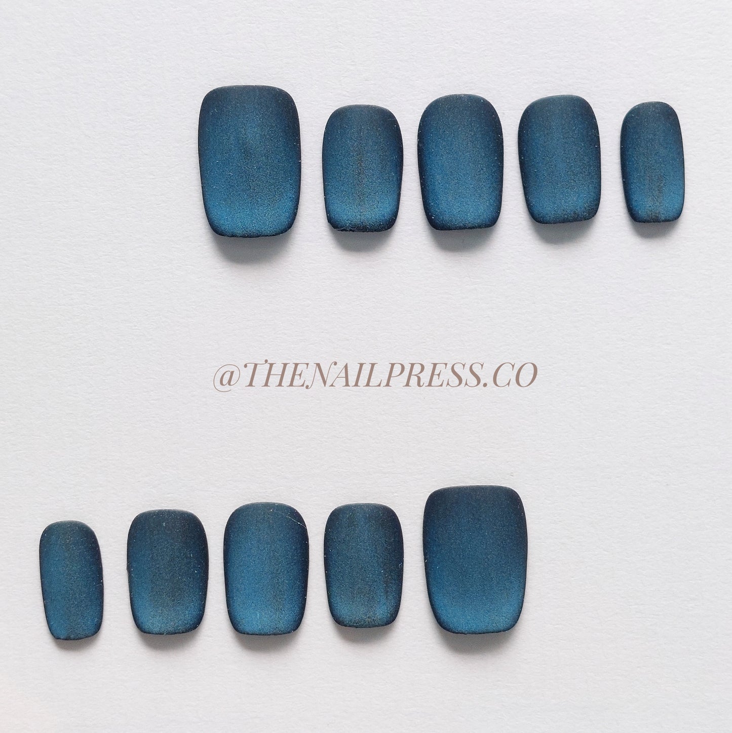 Midnight Blue Matte Cat-Eye – Short Square 17mm