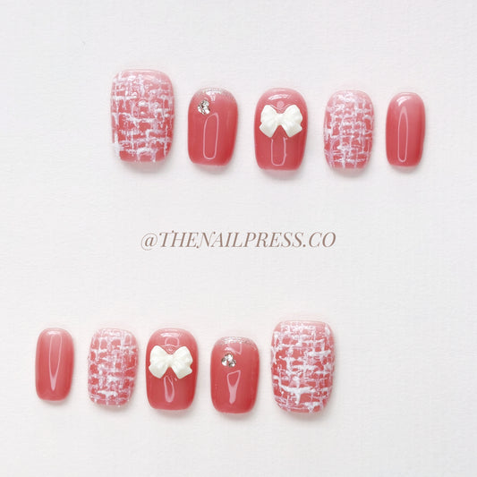 Rosy Bow Weave – Kids Nails | Short Square 17mm