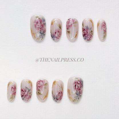 Regal Roses – Medium Oval Rounded 19mm