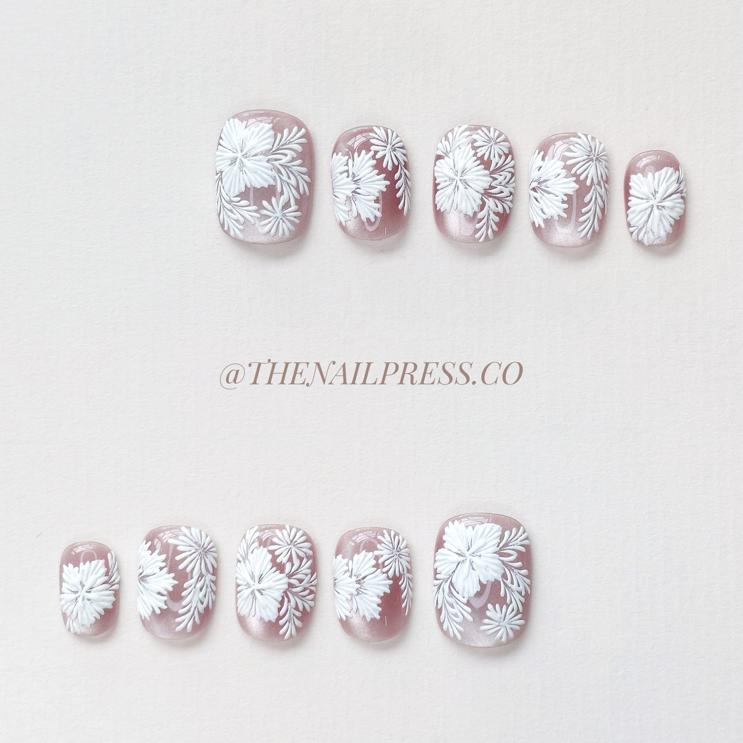 Blush Lace Dream – Short Squoval 16mm