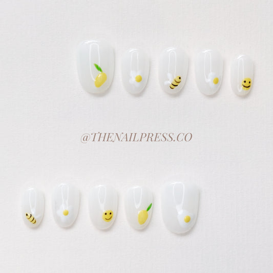 Tiny Yellow Joys – Short Rounded 17mm