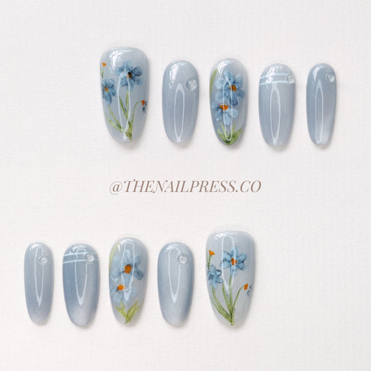 Morning Mist Blooms – Medium Oval 24mm