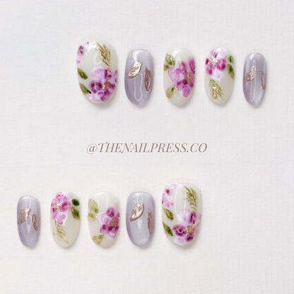 Amethyst Fleur – Medium Oval Rounded 19mm