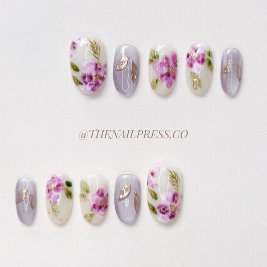 Amethyst Fleur – Medium Oval Rounded 19mm