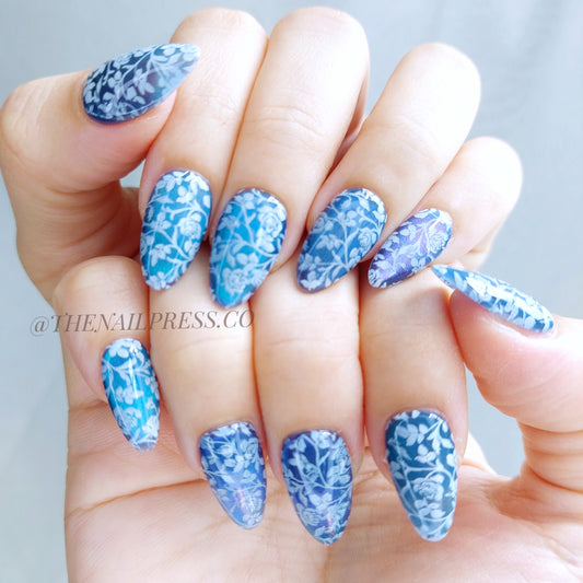 Blue Rose Garden – Short Almond 20mm