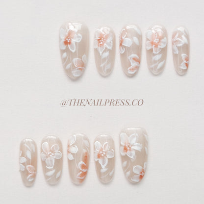 Floral Allure – Medium Oval 24mm