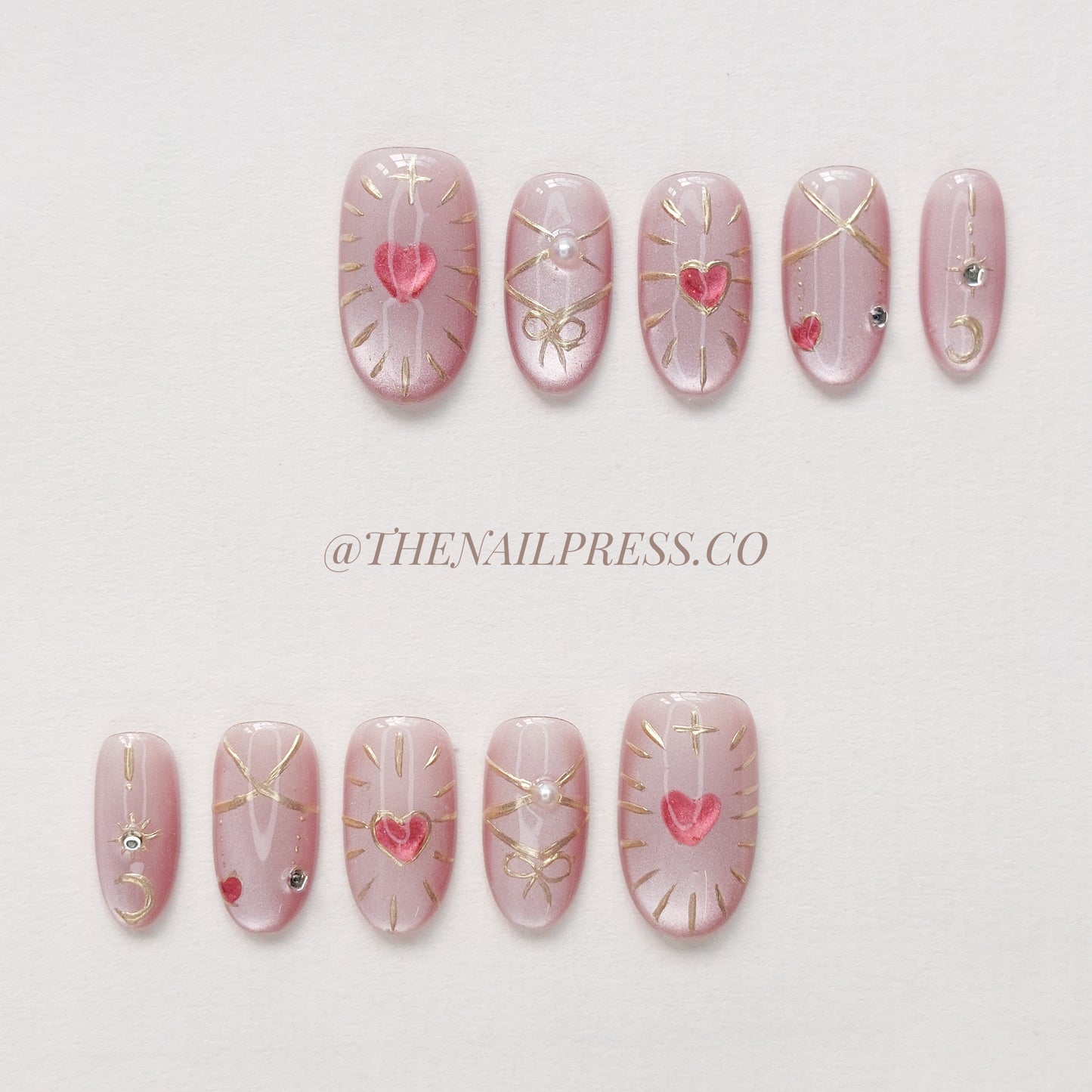 Cupid’s Charm – Medium Oval Rounded 19mm