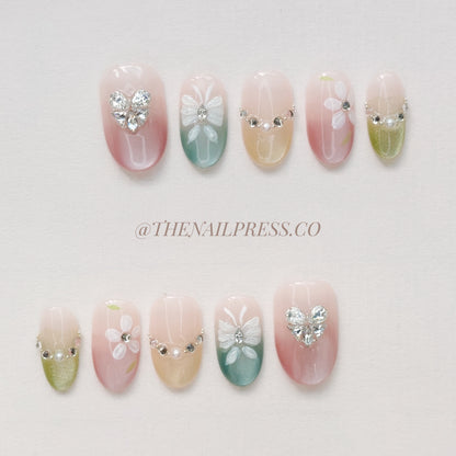 Dreamy Spectrum – Medium Oval Rounded 19mm