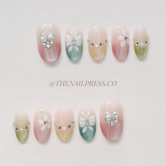 Dreamy Spectrum – Medium Oval Rounded 19mm