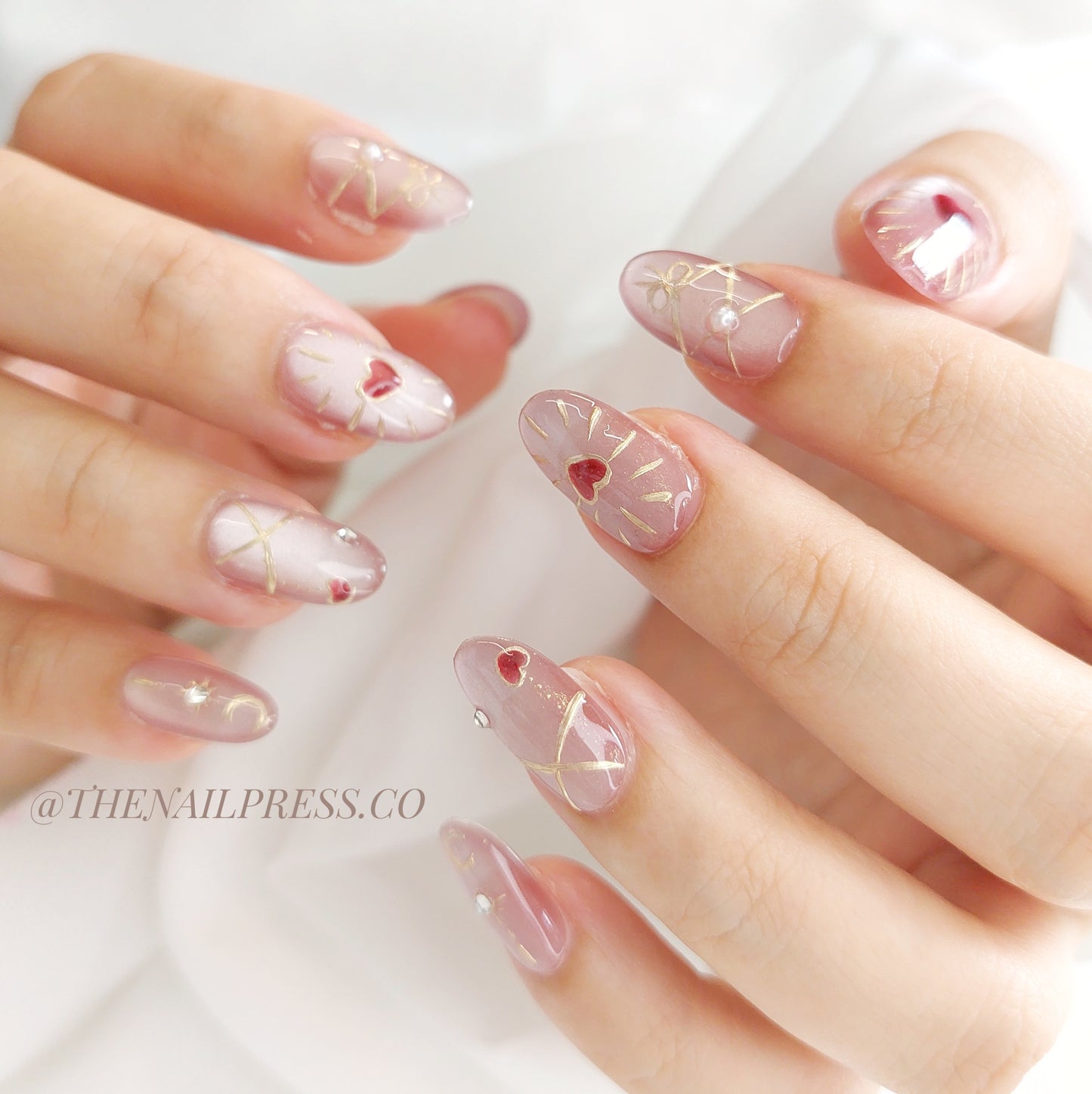 Cupid’s Charm – Medium Oval Rounded 19mm