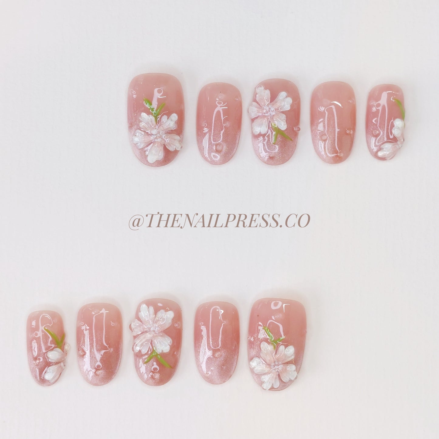 Crystal Sakura – Medium Rounded 19mm