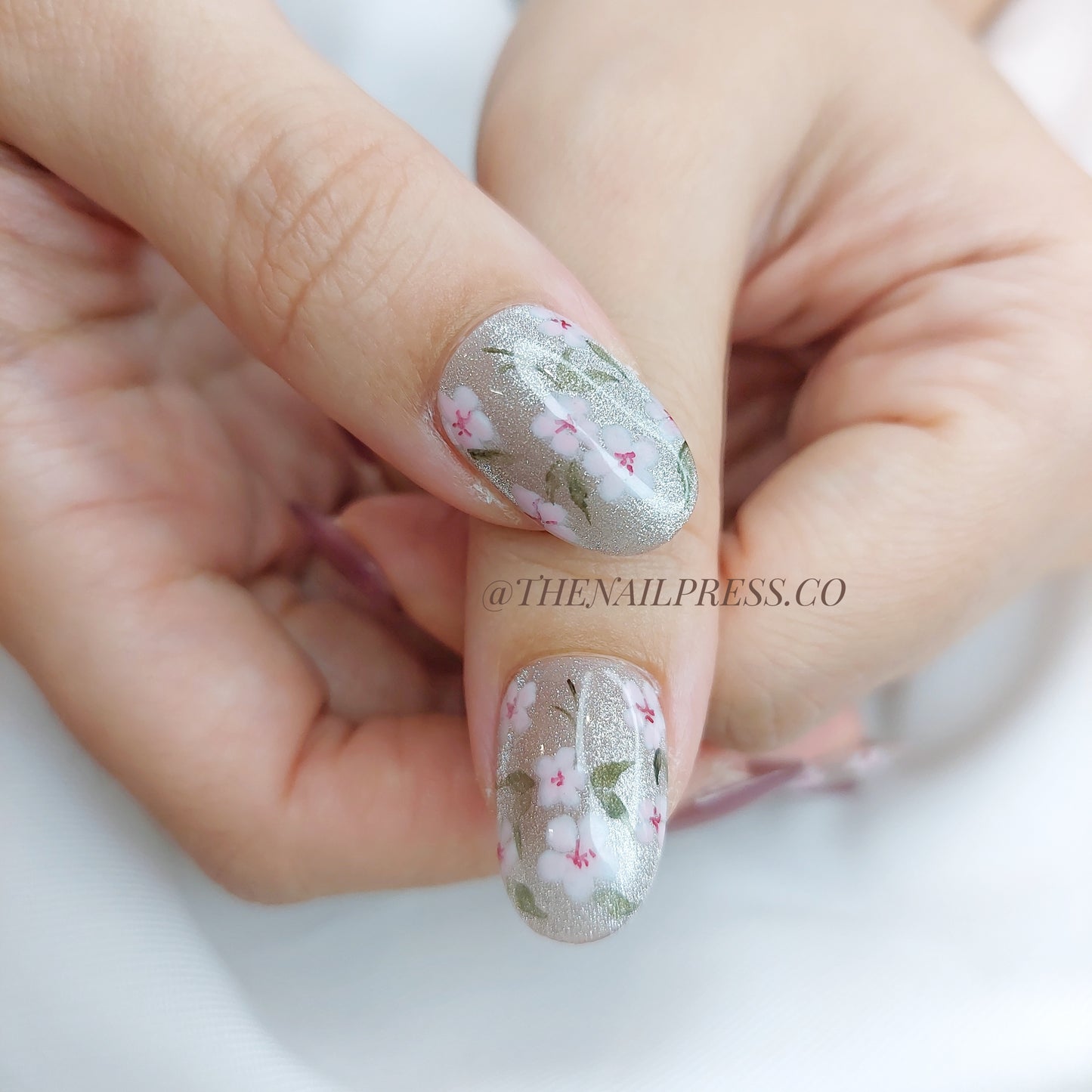 Blushing Plum – Medium Oval Rounded 19mm